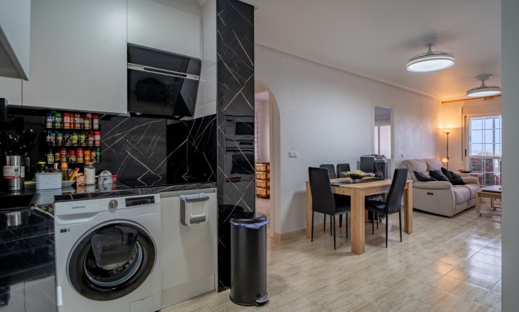 Revente - Apartment / flat - Torrevieja - La Siesta - El Salado -  Torreta