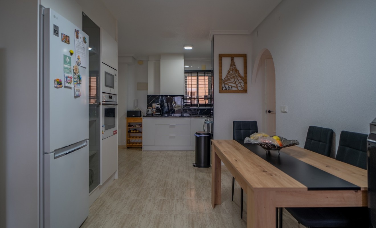 Revente - Apartment / flat - Torrevieja - La Siesta - El Salado -  Torreta