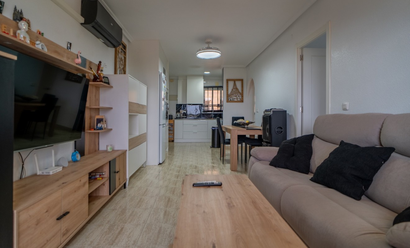 Revente - Apartment / flat - Torrevieja - La Siesta - El Salado -  Torreta