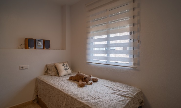 Revente - Apartment / flat - Torrevieja - La Siesta - El Salado -  Torreta