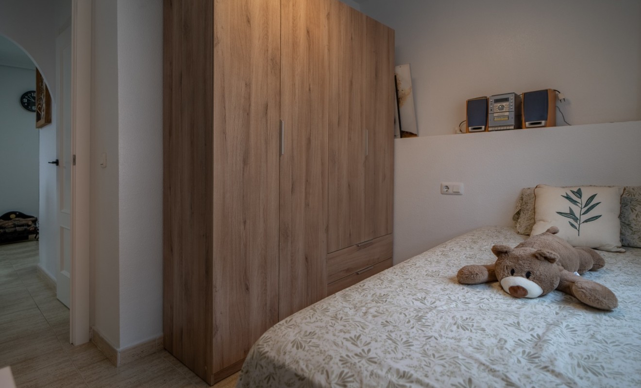 Revente - Apartment / flat - Torrevieja - La Siesta - El Salado -  Torreta