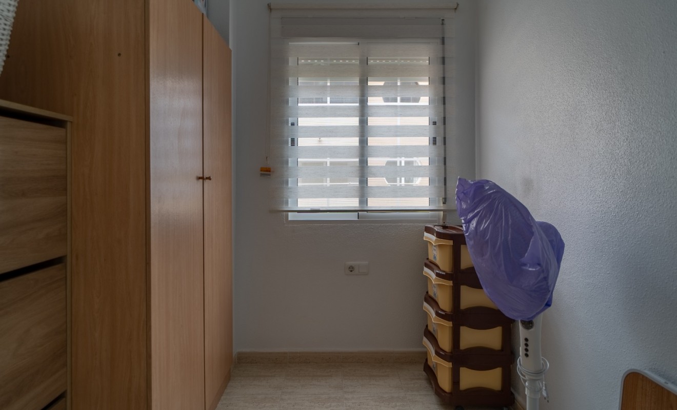 Revente - Apartment / flat - Torrevieja - La Siesta - El Salado -  Torreta