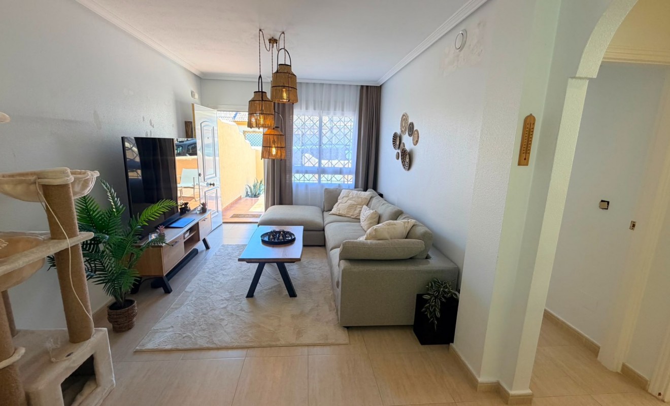 Sale - Semi Detached Villa - Los Montesinos - Urbanizacion montesol