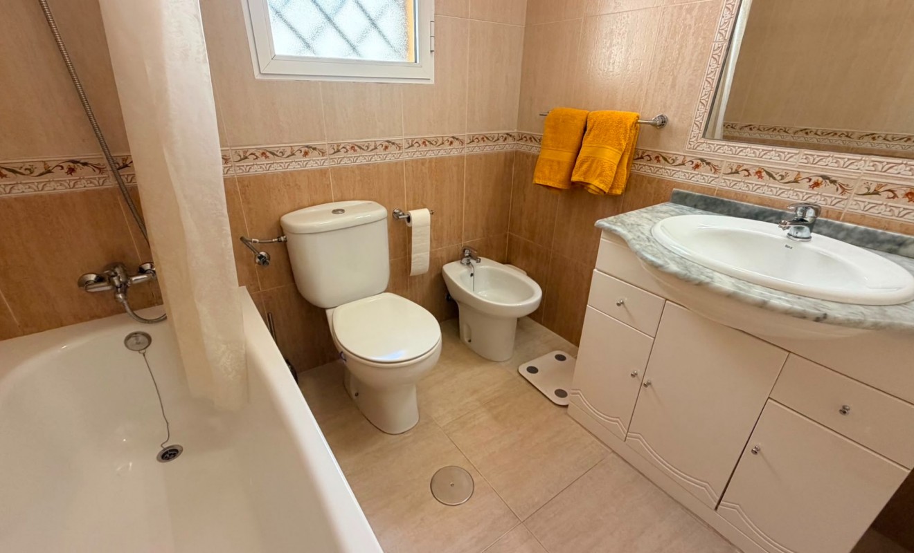 Sale - Semi Detached Villa - Los Montesinos - Urbanizacion montesol