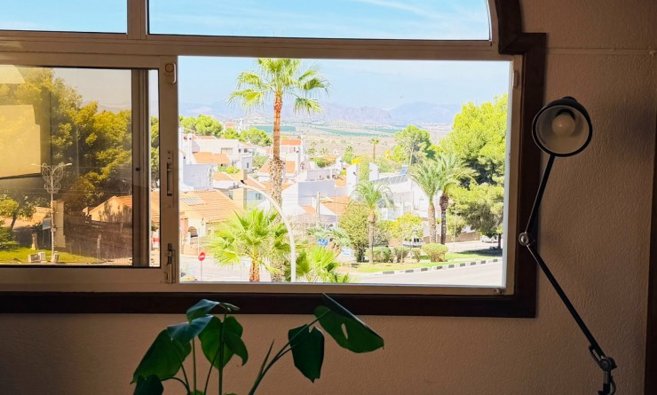 Wederverkoop - Apartment / flat - San Miguel de Salinas