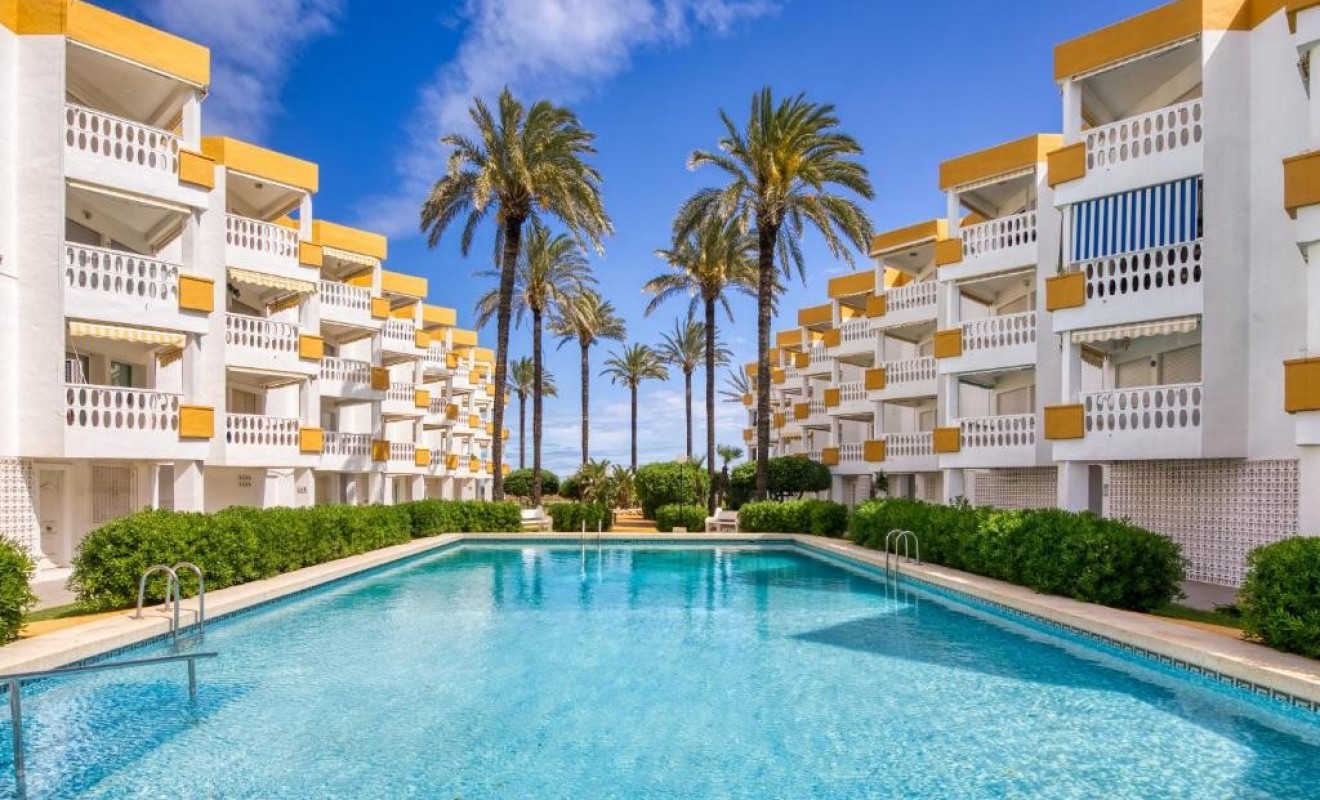 Sale - Apartment / flat - Denia - Les Marines - Las Marinas