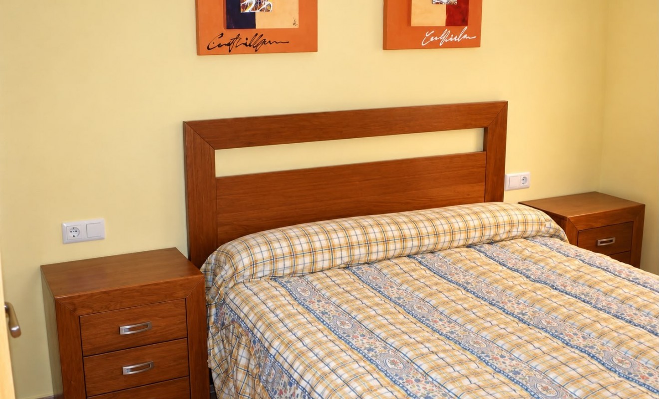 Sale - Apartment / flat - Denia - Les Marines - Las Marinas