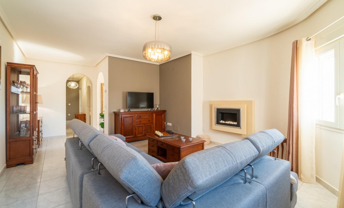Sale - Villa - Orihuela Costa - Playa Flamenca