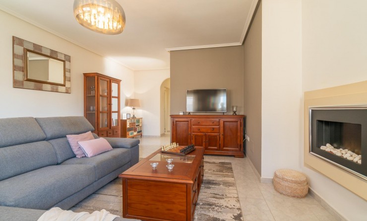 Sale - Villa - Orihuela Costa - Playa Flamenca