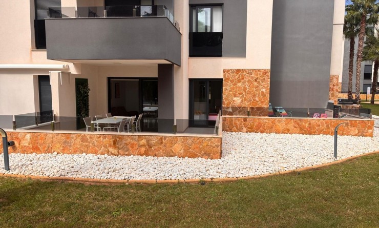 Sale - Apartment - Los Altos