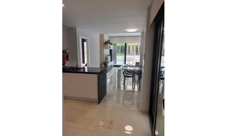 Sale - Apartment - Los Altos