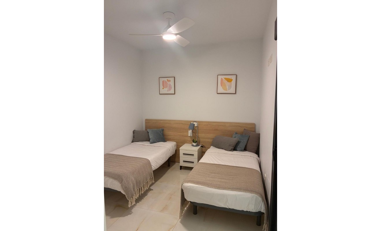 Sale - Apartment - Los Altos