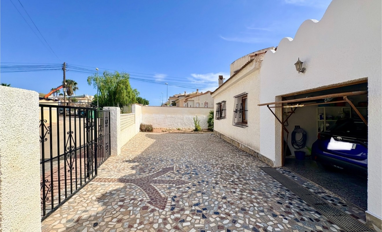 Sale - Villa - Rojales - Ciudad Quesada