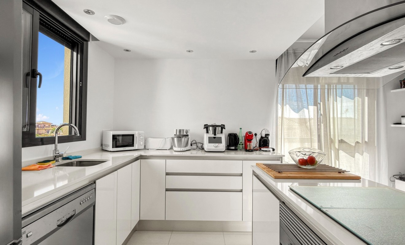 Sale - Apartment - Orihuela Costa - La Zenia