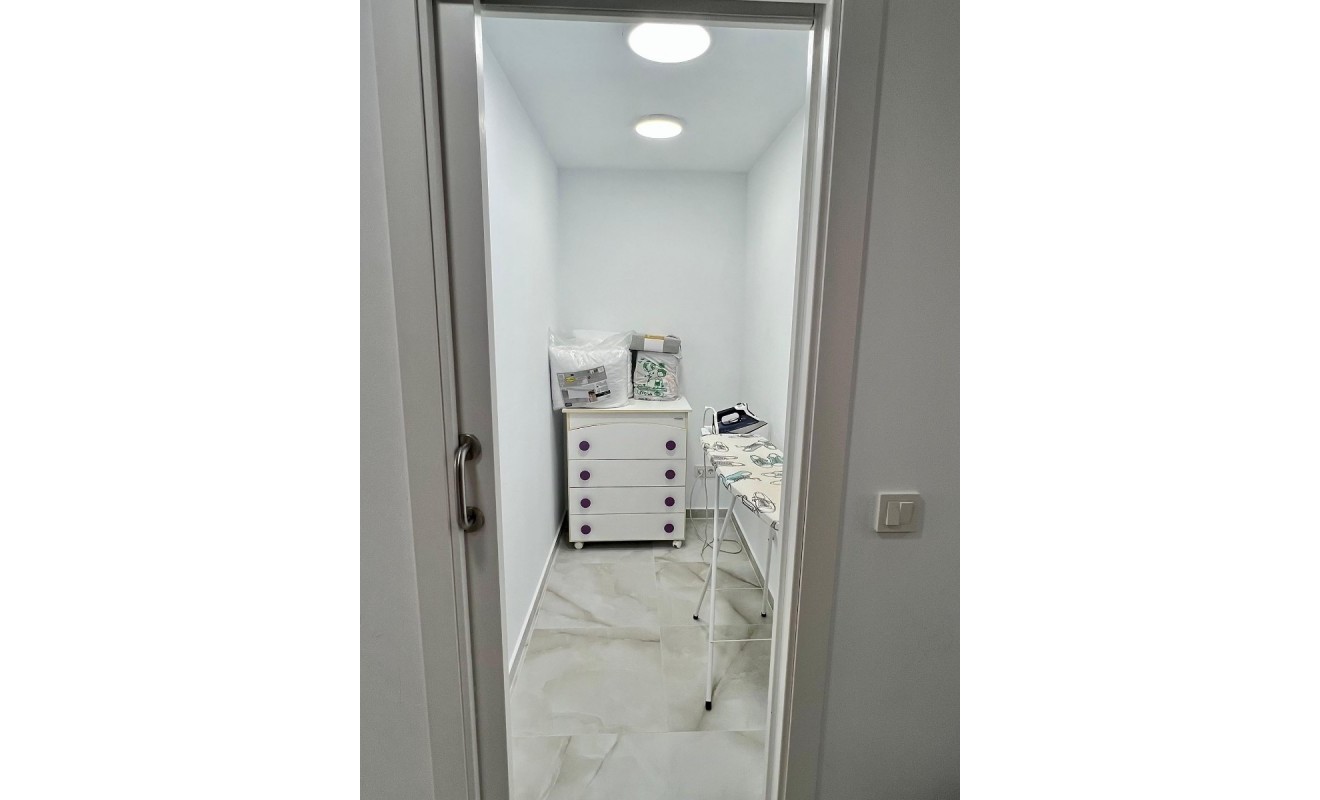 Wederverkoop - Herenhuis - Torrevieja - Los balcones