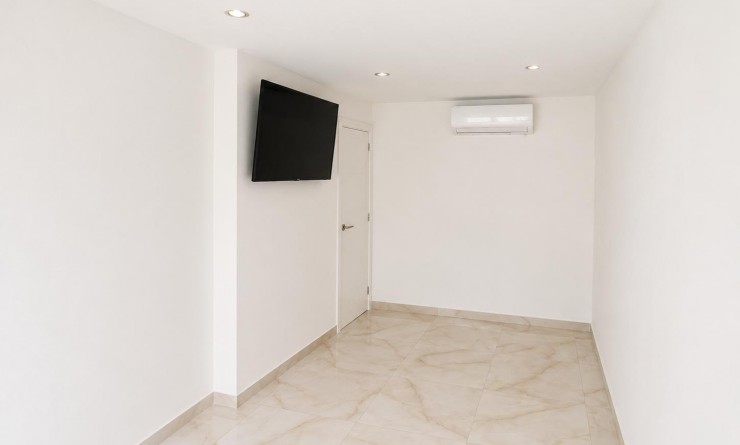 Wederverkoop - Herenhuis - Torrevieja - Los balcones