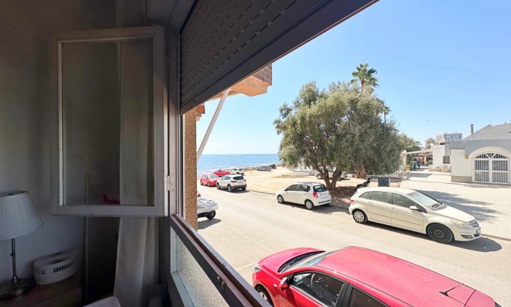 Sale - Apartment / Duplex - Torrevieja - Playa de los Naufragos
