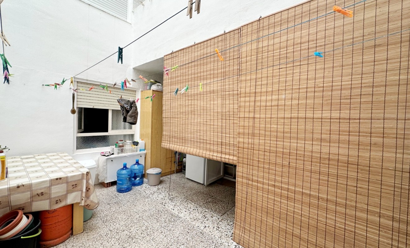 Sale - Apartment / Duplex - Torrevieja - Playa de los Naufragos