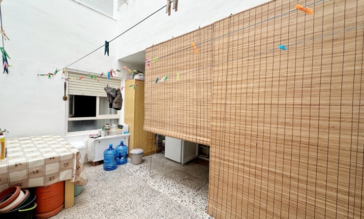 Sale - Apartment / Duplex - Torrevieja - Playa de los Naufragos