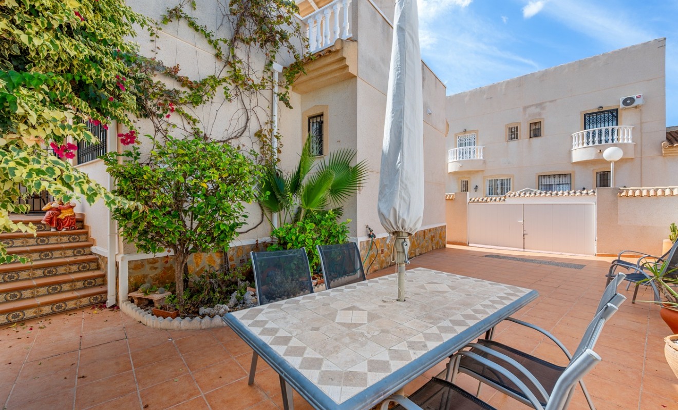Sale - Semi-detached Villa - Ciudad Quesada - Rojales