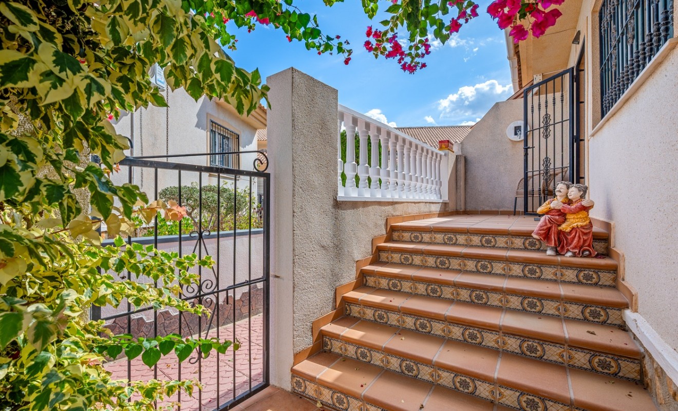 Sale - Semi-detached Villa - Ciudad Quesada - Rojales