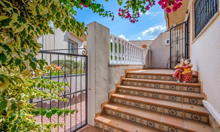 Sale - Semi-detached Villa - Ciudad Quesada - Rojales