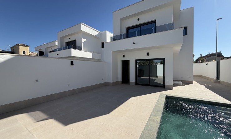 New Build - Detached - Heredades
