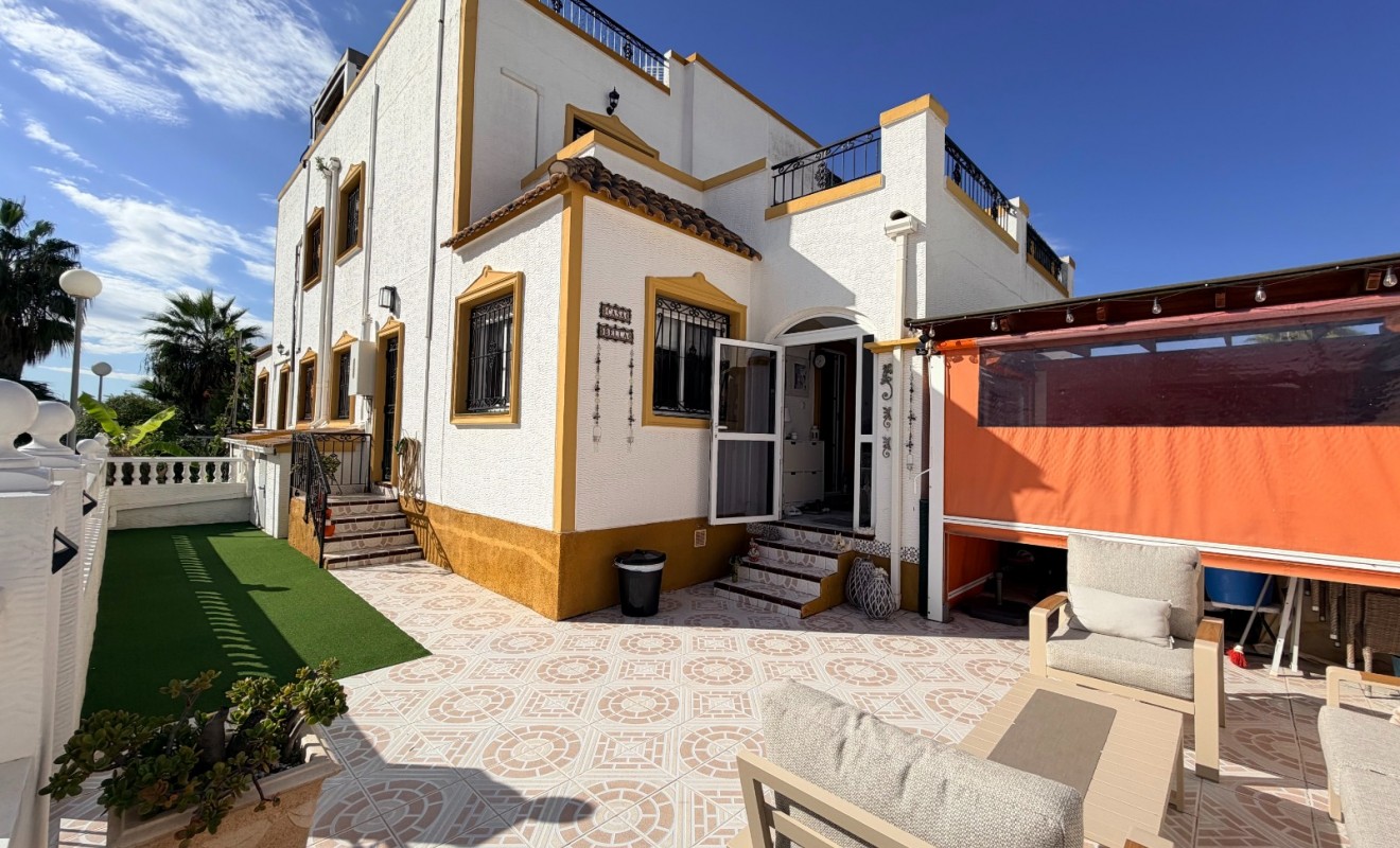 Wederverkoop - Herenhuis - Orihuela - Entre Naranjos Vistabella