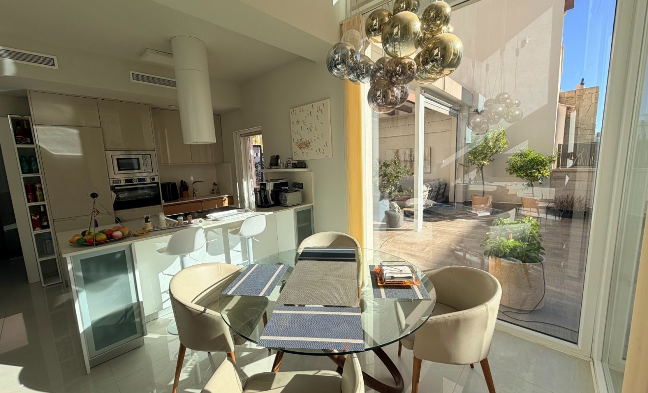 Sale - Villa - Ciudad quesada - Ciudad Quesada - Doña Pepa