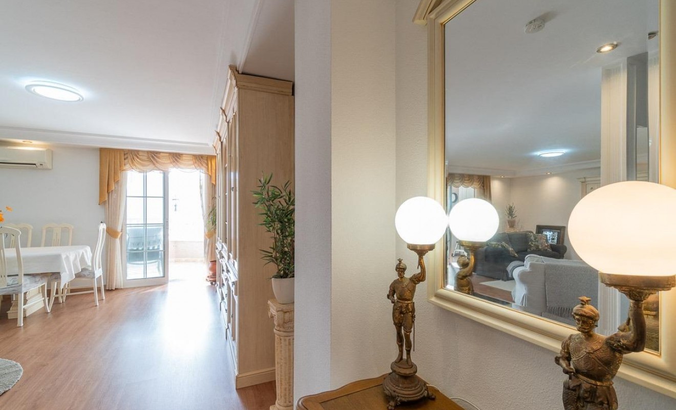 Wederverkoop - Penthouse - Torrevieja - Centro