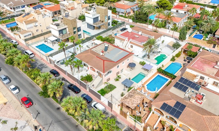 Sale - Semi-Detached - Punta Prima