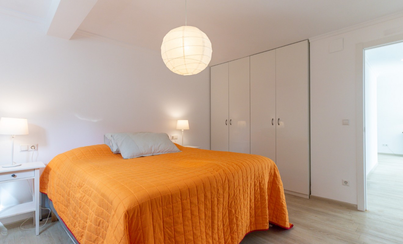 Sale - Semi-Detached - Punta Prima
