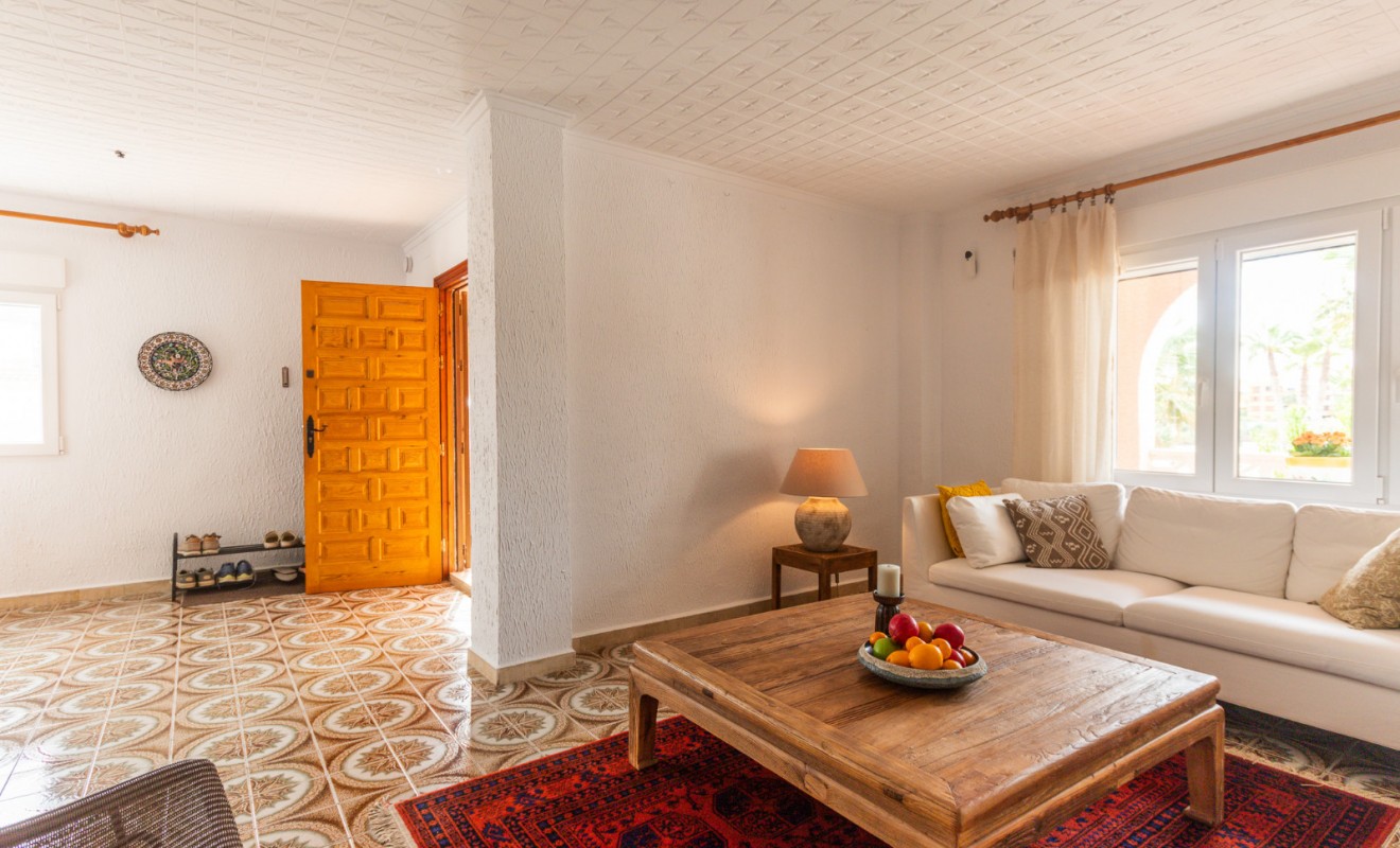 Sale - Semi-Detached - Punta Prima