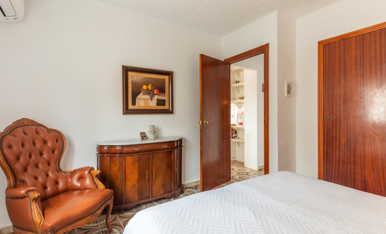 Sale - Semi-Detached - Punta Prima