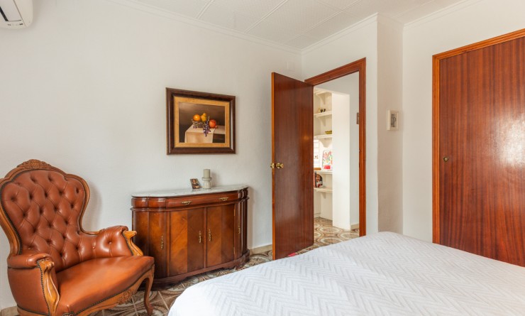 Sale - Semi-Detached - Punta Prima