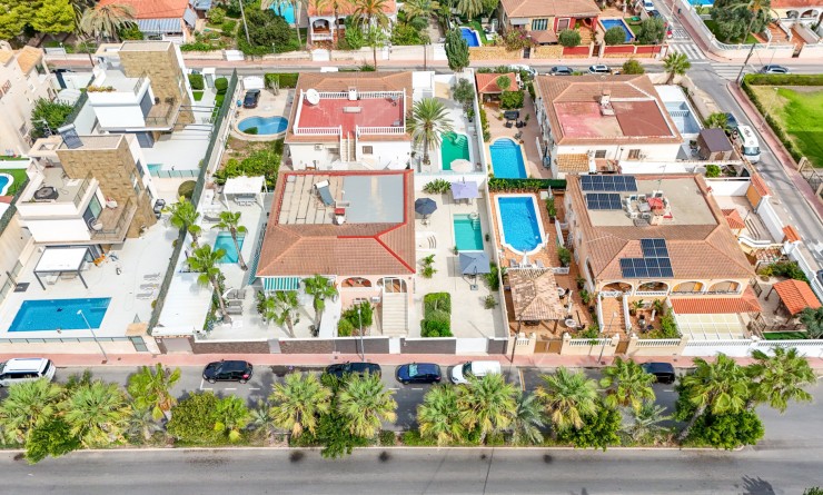Sale - Semi-Detached - Punta Prima