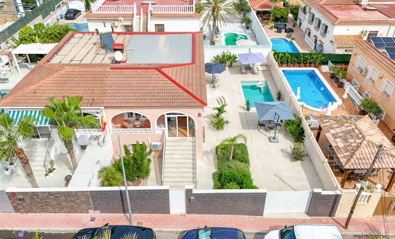 Sale - Semi-Detached - Punta Prima