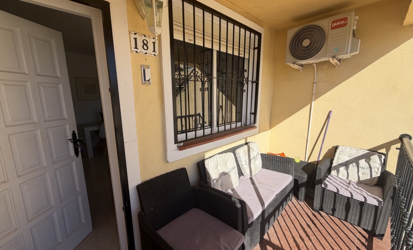 Sale - Apartment - Villamartín