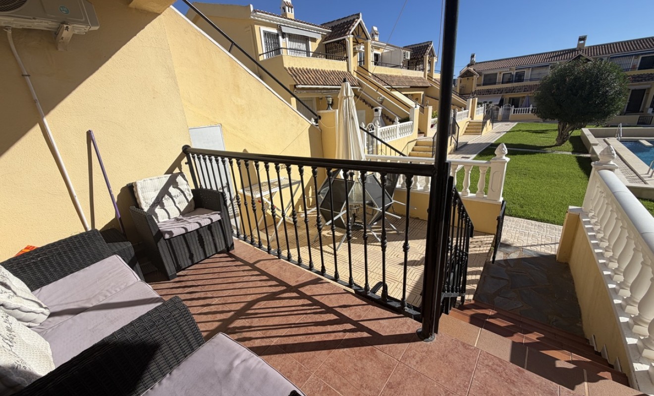 Sale - Apartment - Villamartín