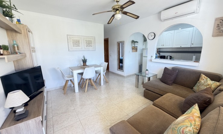 Sale - Apartment - Villamartín