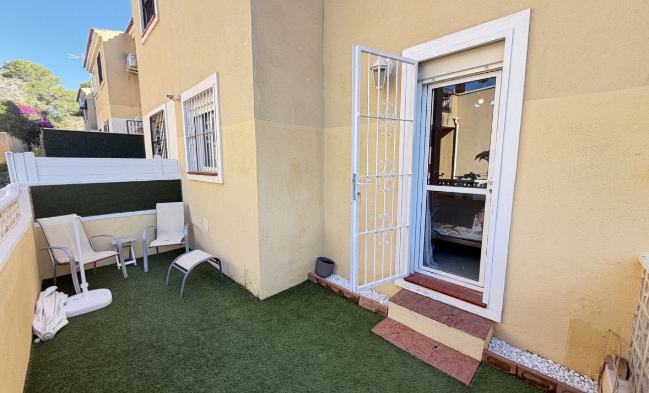 Sale - Apartment - Villamartín