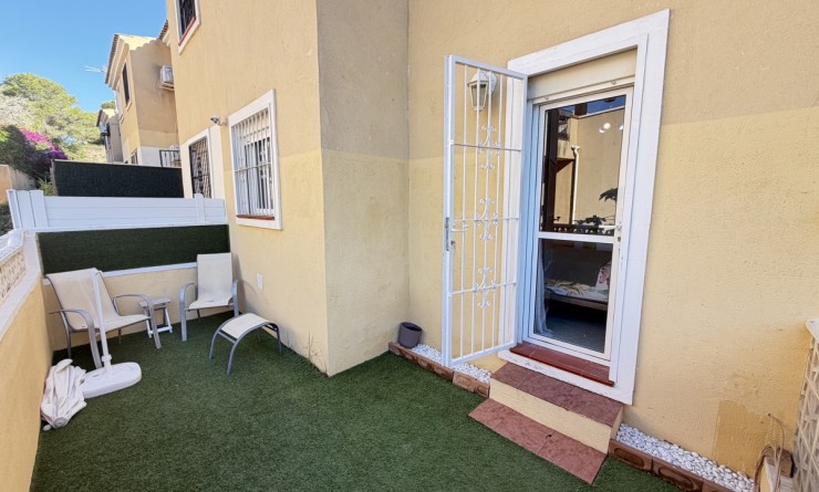Sale - Apartment - Villamartín