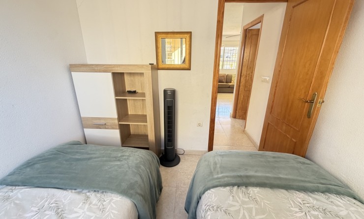 Sale - Apartment - Villamartín