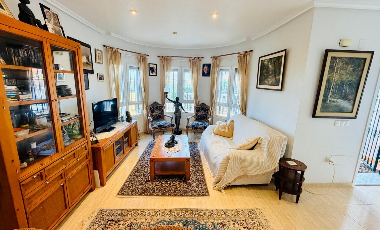 Sale - Detached villa - Los Montesinos - La herrada