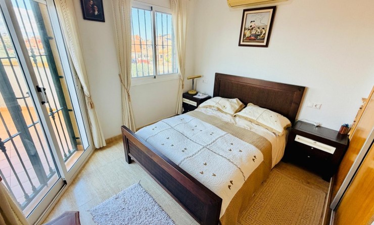 Sale - Detached villa - Los Montesinos - La herrada