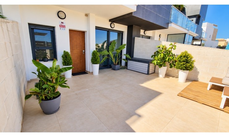 Sale - Chalet - Orihuela Costa - Villamartín