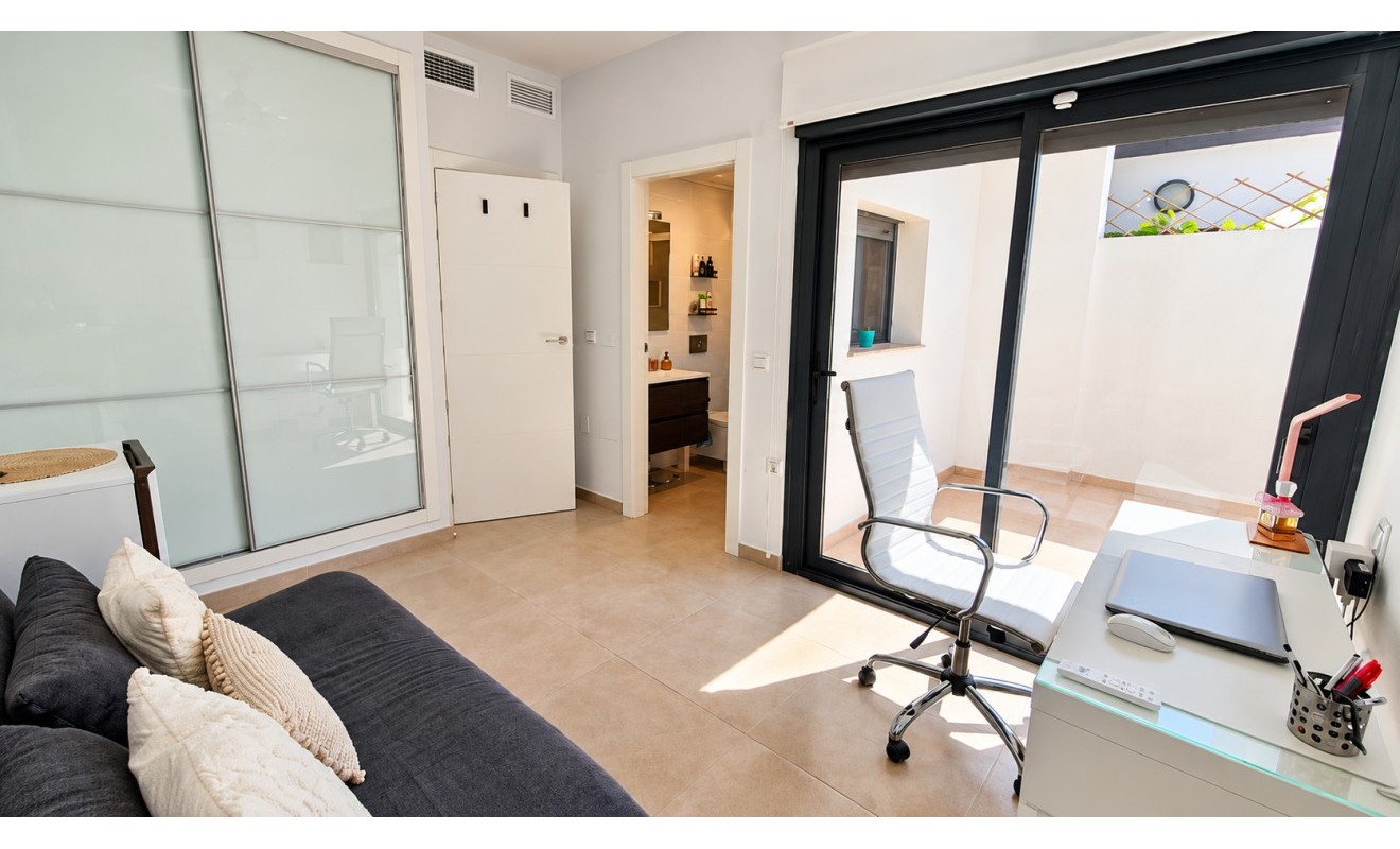 Sale - Chalet - Orihuela Costa - Villamartín