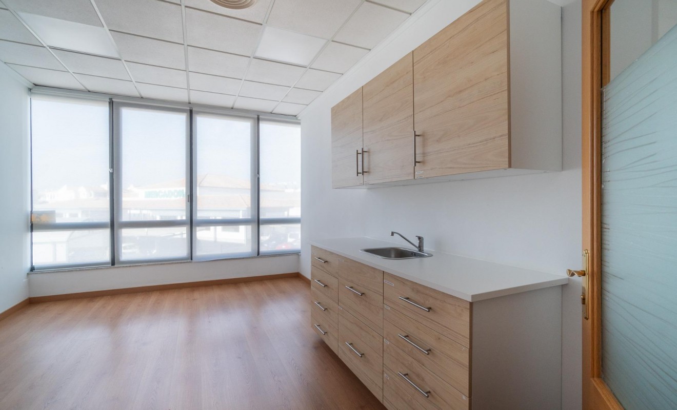 Location longue durée - Commercial Unit - Orihuela Costa - Playa Flamenca