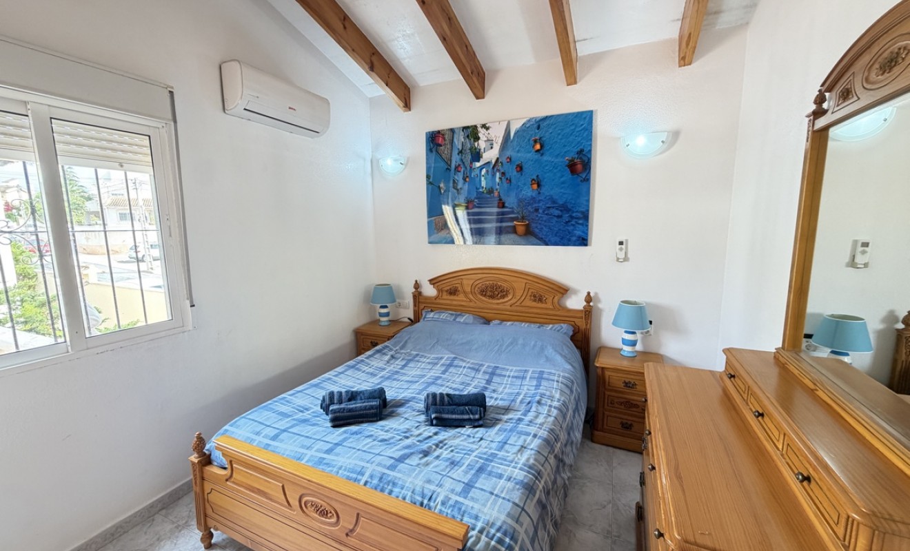 Sale - Villa - Villamartín