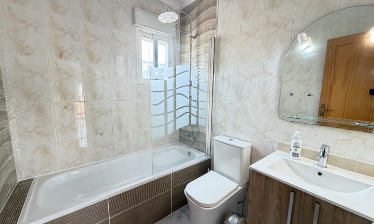 Sale - Villa - Villamartín